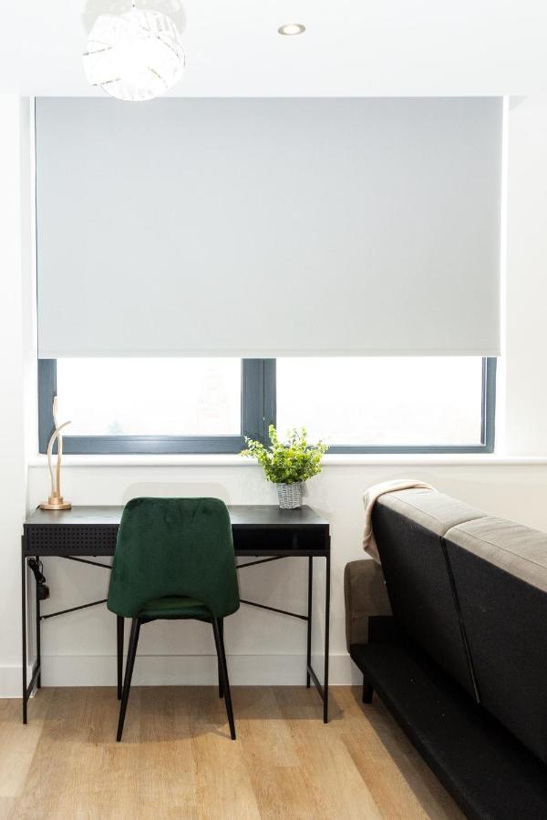 Stylish Studio Apt Overlooking Old Trafford مانشستر المظهر الخارجي الصورة
